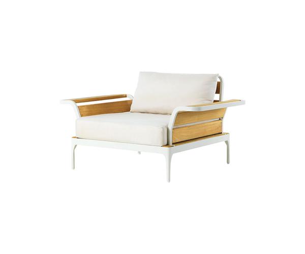 Meridien Lounge Armchair