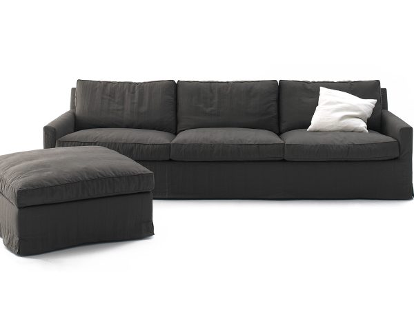 Cousy Sofa by Arflex