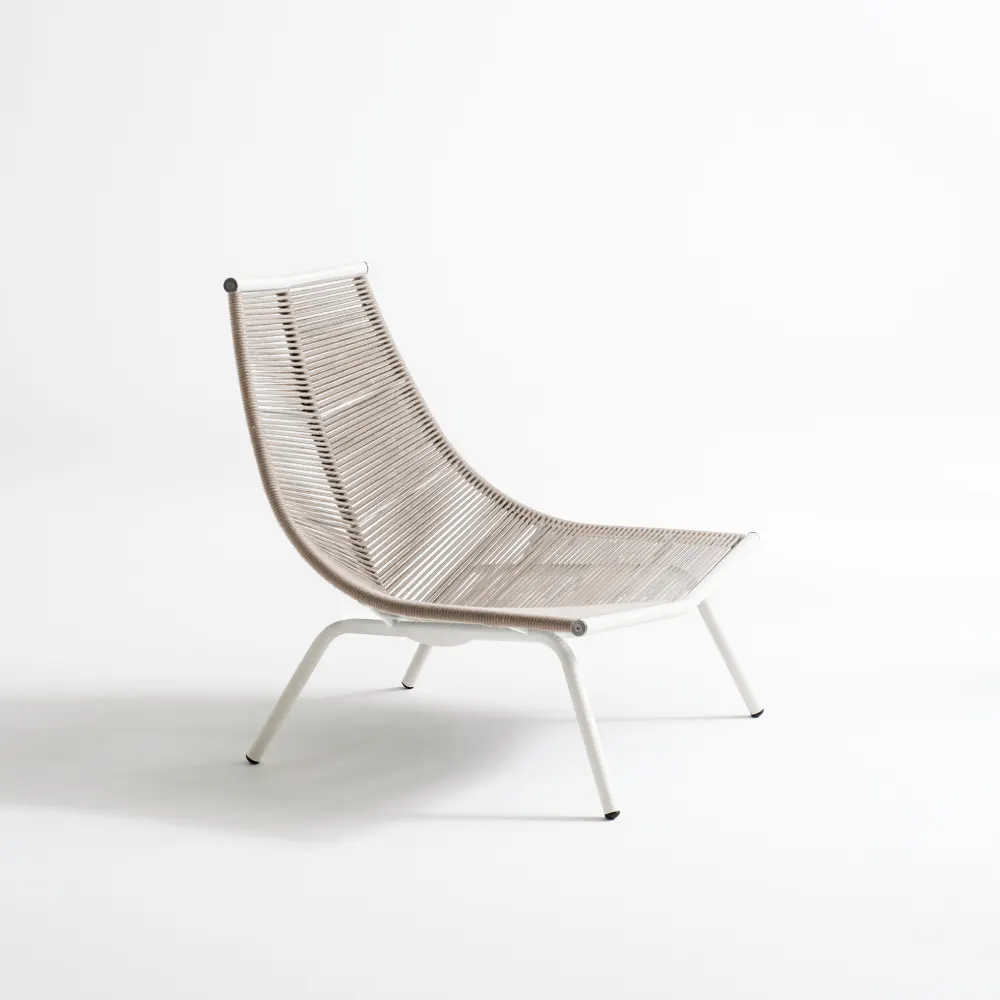 Laze 002 Lounge chair high backrest