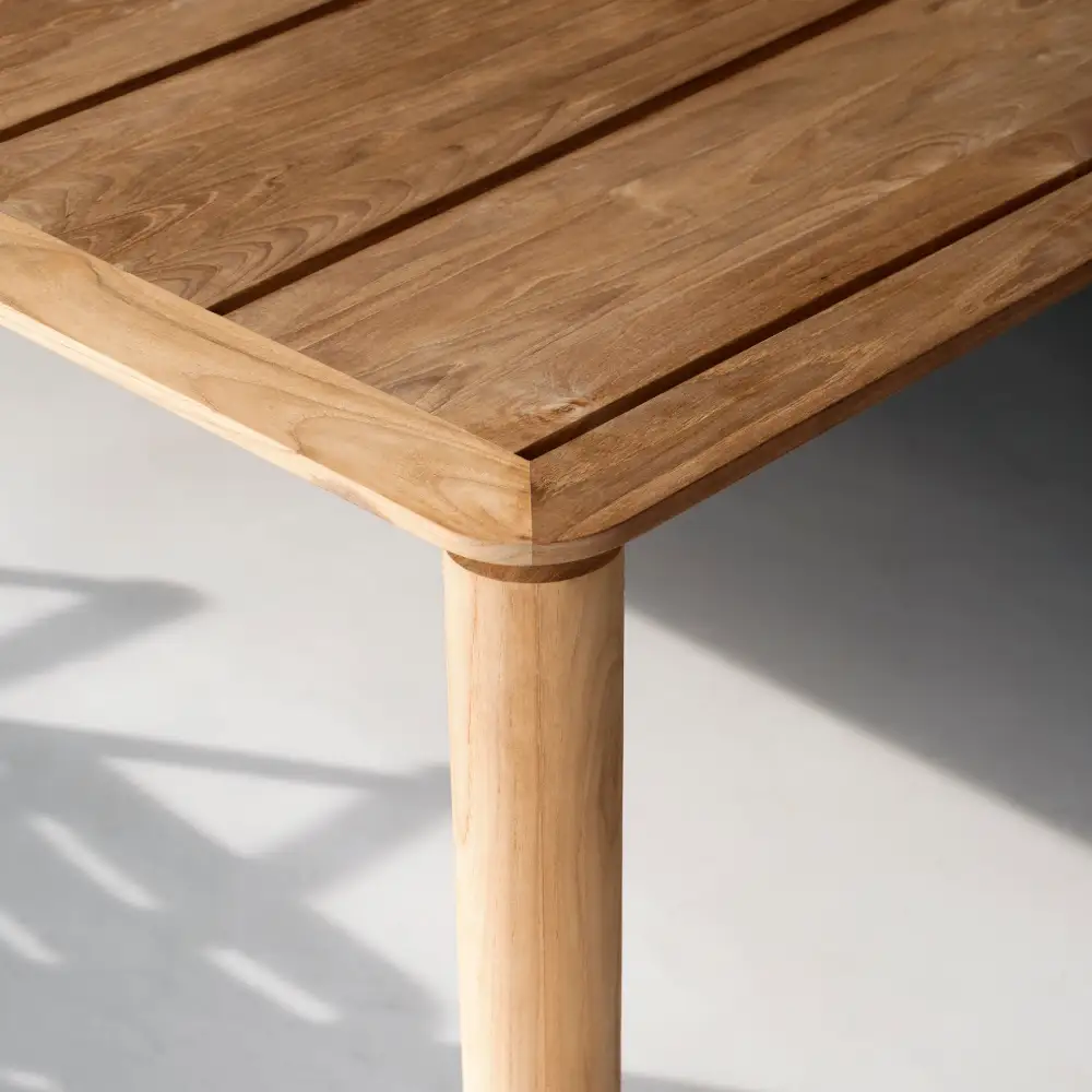 Levante Table