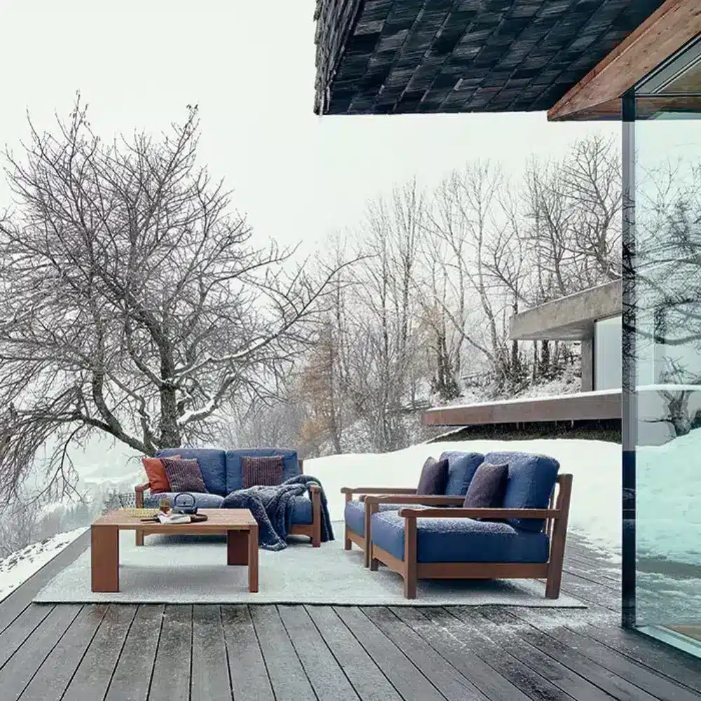 Maine Sofa Out 5