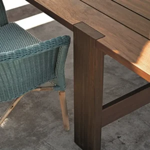 Pallet Dining Table Out 1