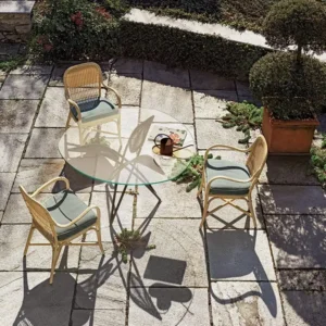 Petalo Dining Table Out 1