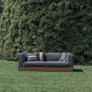 Stave Sofa Out