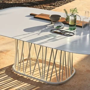 Traccia Dining Table Out 2