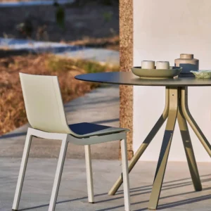 Stack Round column leg dining table 2