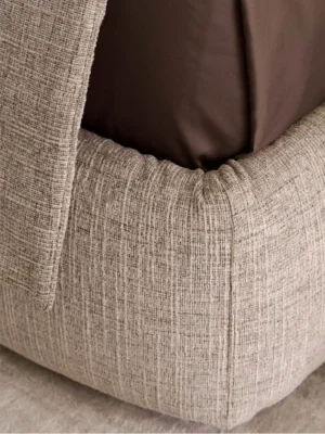 Angle With side panels quilted headboard - Image 9
