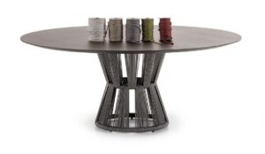 Machard Table - Image 9