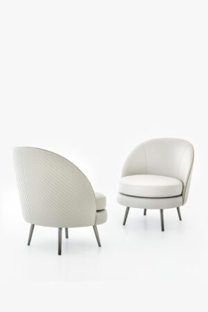 Perla Armchair by Rugiano