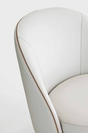 Perla Armchair by Rugiano