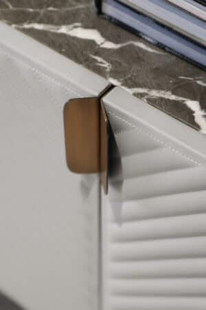 Iolanda Cabinet by Rugiano