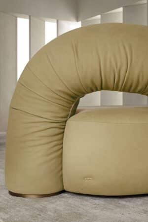 Abbraccio Sofa by Rugiano