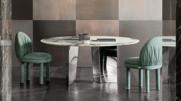 Blanco Round Dining Table by Rugiano