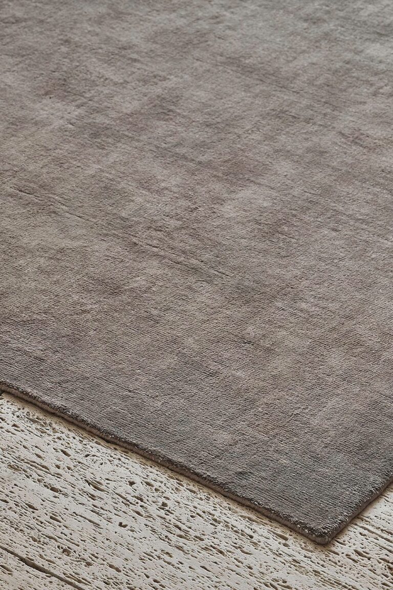 Decoplein Rug by Rugiano