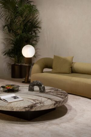 Abbraccio Sofa by Rugiano