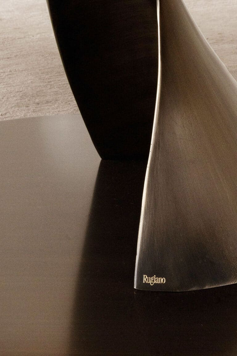Rea Dining Table by Rugiano