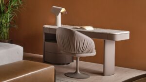 Fandango Swivel Dining Chair by Rugiano
