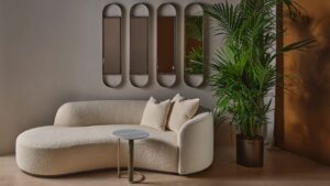 Pierre Chaise Longue by Rugiano
