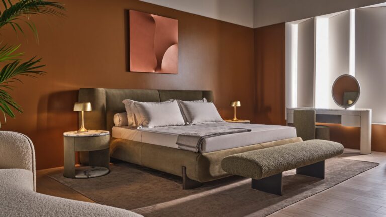 Anais Bed by Rugiano