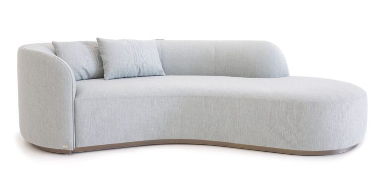 Pierre Chaise Longue by Rugiano