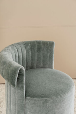 Manta Pouf by Rugiano