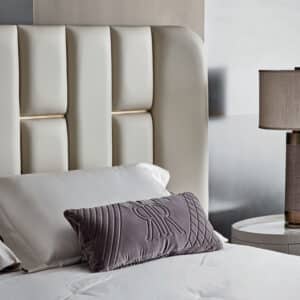 Victoria Bed by Rugiano