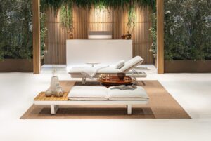 Venice Bench 02 by Atmosphera