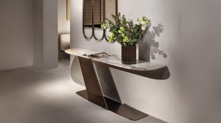 Wally Console by Rugiano
