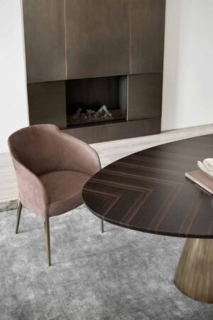 Egg Dining Chair by Rugiano