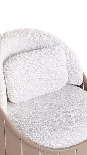 Arena Club Chair by Gandia Blasco