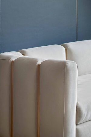 Club Sofa by Rugiano