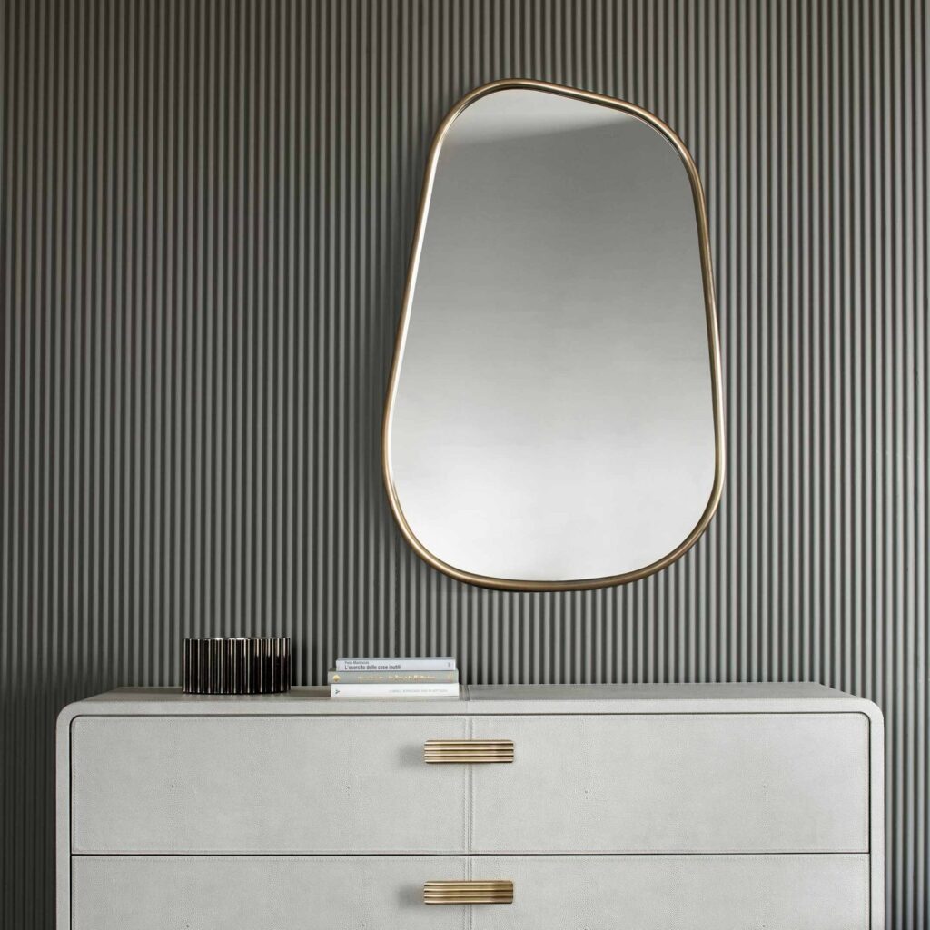Montecarlo Mirror by Rugiano