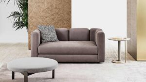 Club Sofa by Rugiano