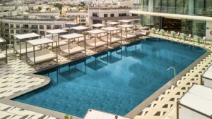 Elevated Daybed Contract by Gandia Blasco