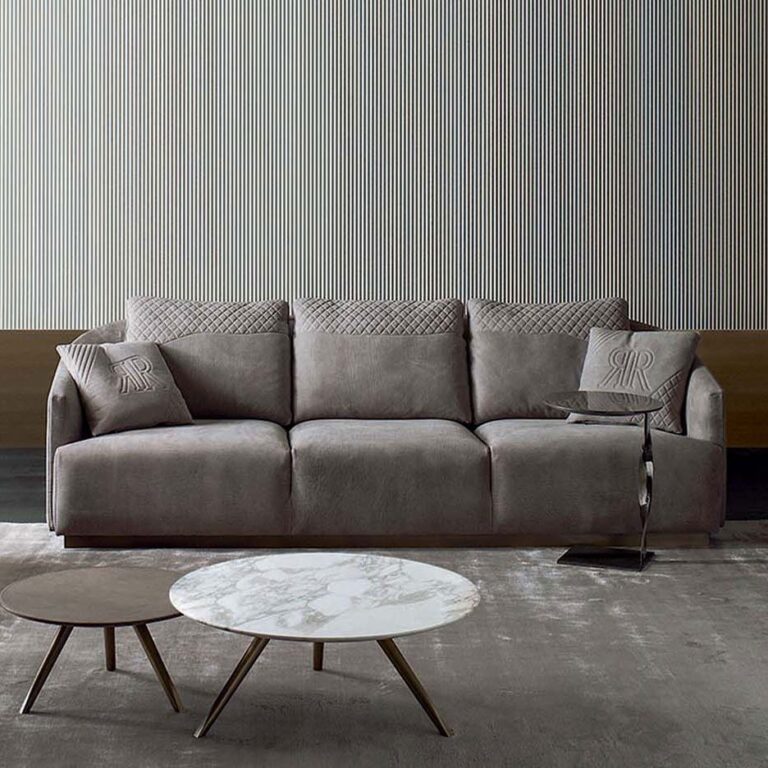 Opera Sofa by Rugiano