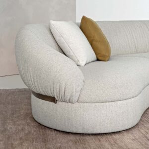 Fandango Sofa by Rugiano