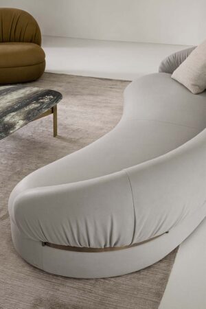 Fandango Sofa by Rugiano