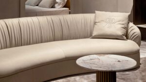 Fandango Sofa by Rugiano