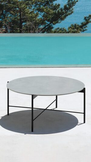 Low Coffee Table by Gandia Blasco