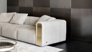 Luz Sofa by Rugiano