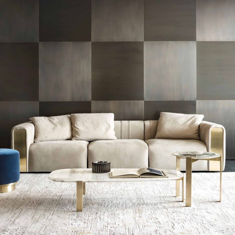 Luz Sofa by Rugiano