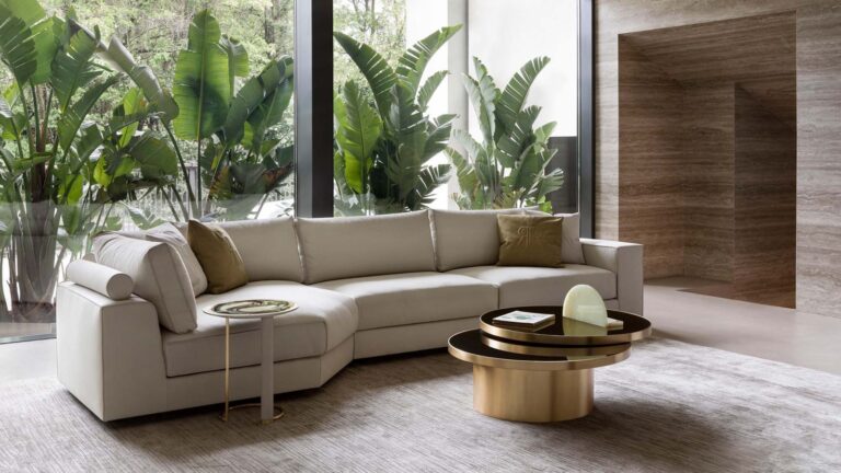 Nautilus Sofa by Rugiano