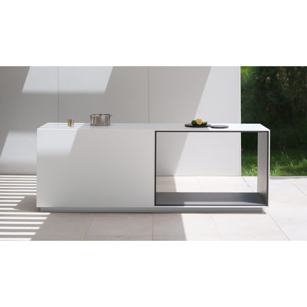 Nedra Outdoor Kitchen by Gandia Blasco