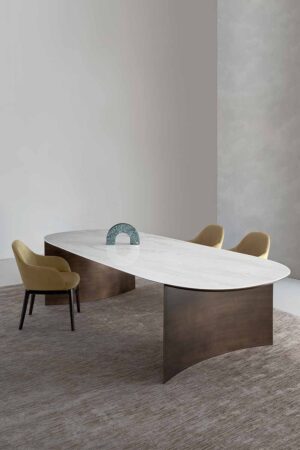 President Dining Table by Rugiano