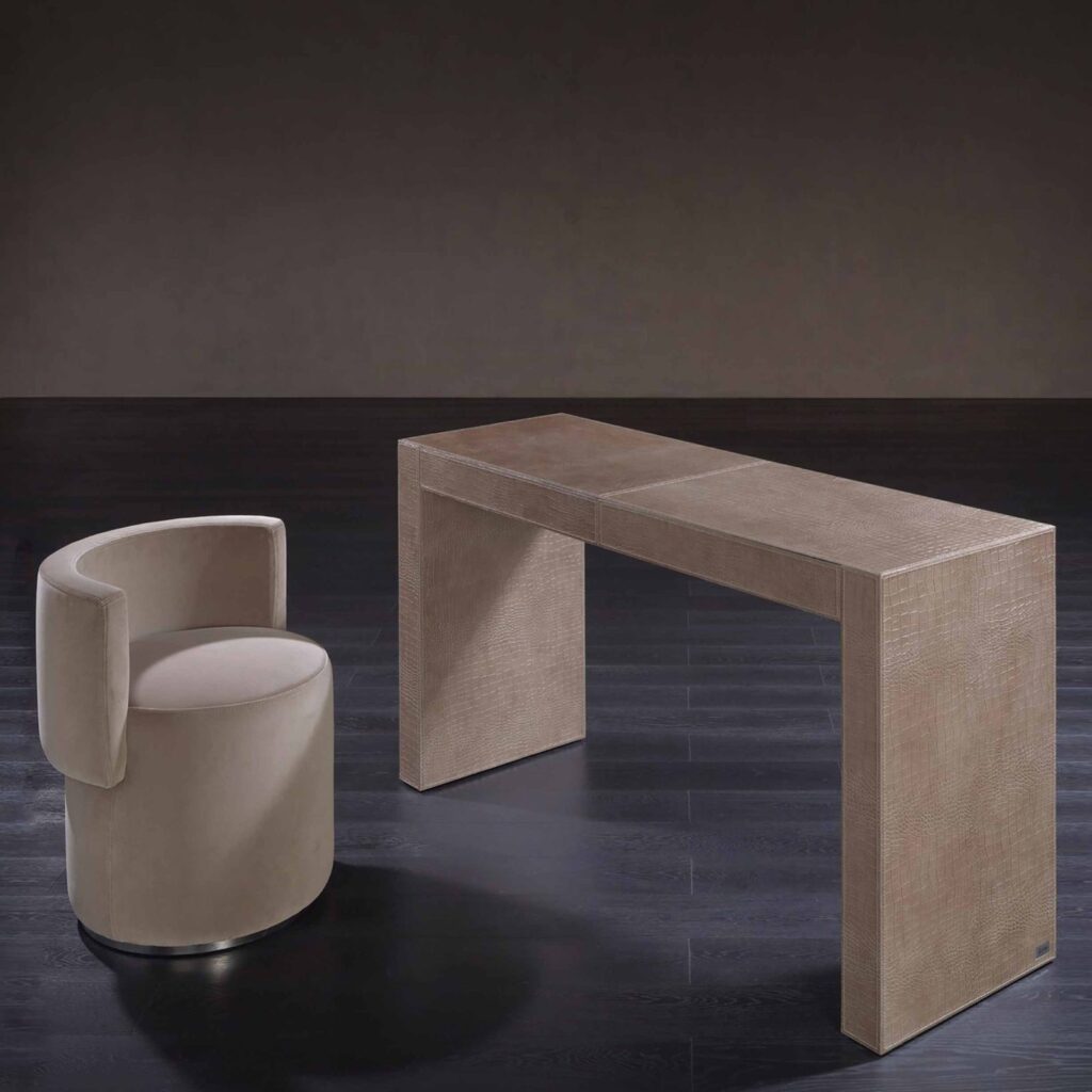 Chiba Desk by Rugiano