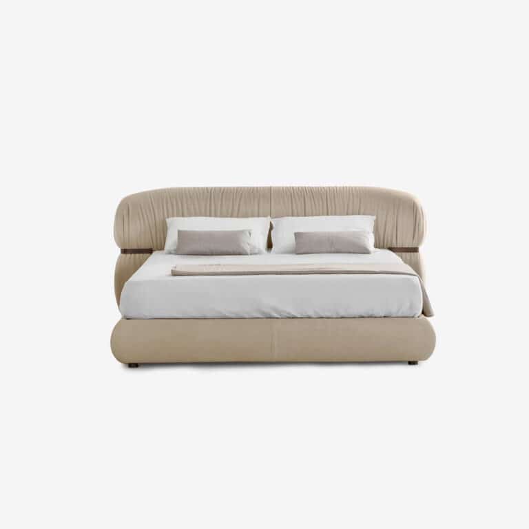 Fandango Bed by Rugiano