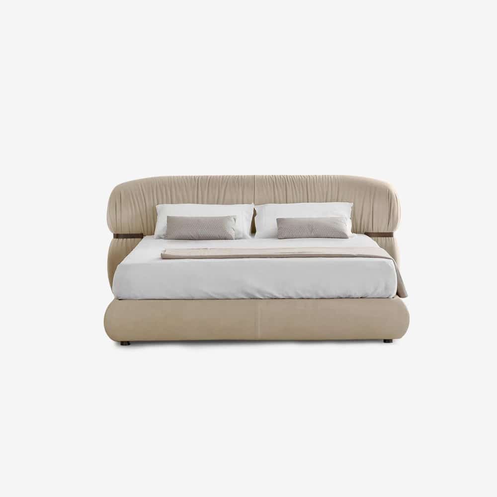 Fandango Bed by Rugiano