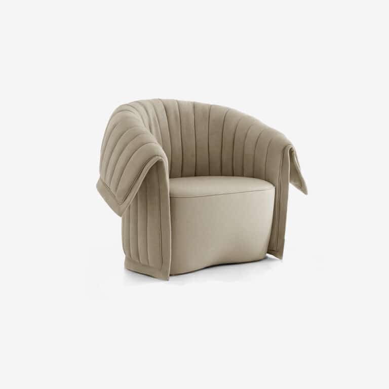 Manta Armchair by Rugiano