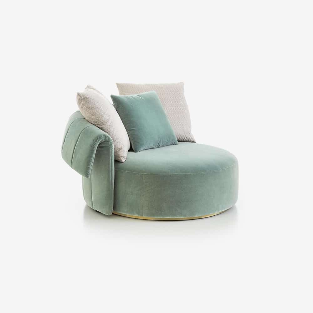 Manta Pouf by Rugiano