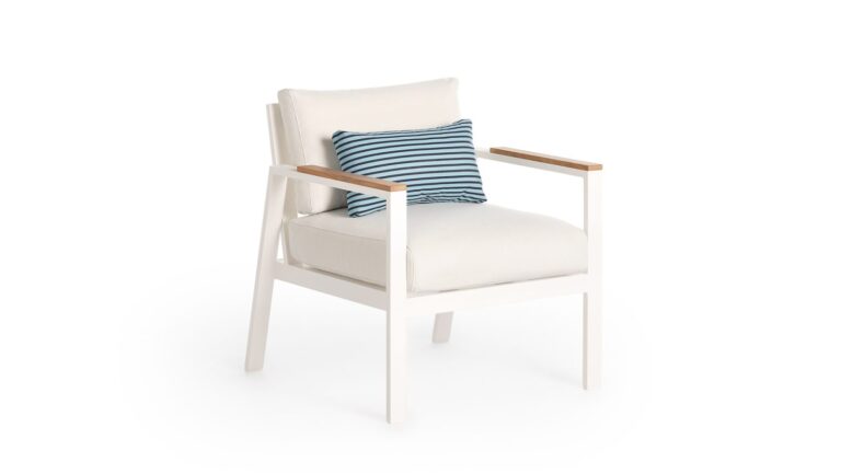 Timeless XS Lounge Chair by Gandia Blasco